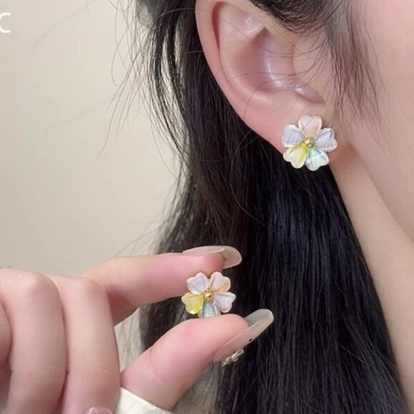 Jewelry - Five-color flower all-match flower earrings